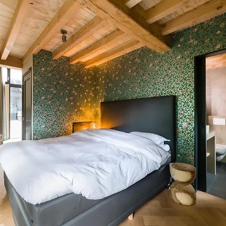 Bed & Breakfast De Heeren 3*
