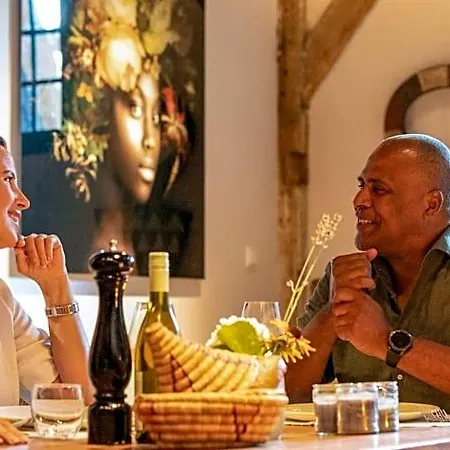 Bed & Breakfast De Heeren Tuil