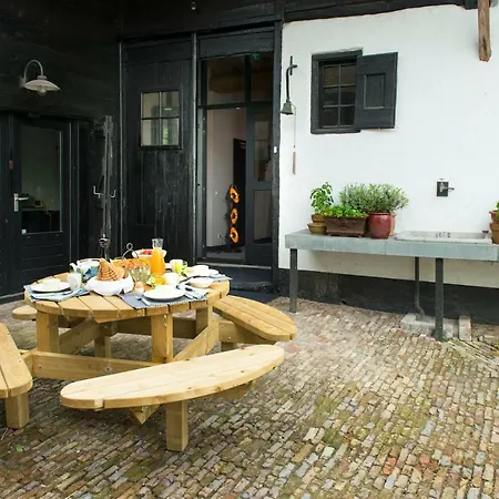 De Heeren Bed & Breakfast Tuil