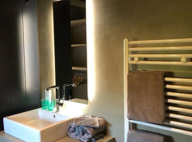 Bed & Breakfast De Heeren Tuil