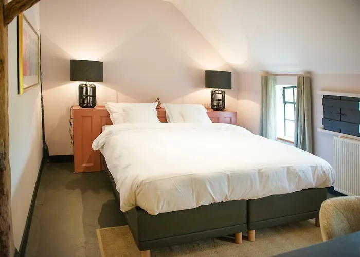 Bed & Breakfast De Heeren Tuil