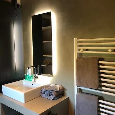 Alojamento de Acomodação e Pequeno-almoço De Heeren Tuil