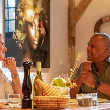 Bed & Breakfast De Heeren Tuil